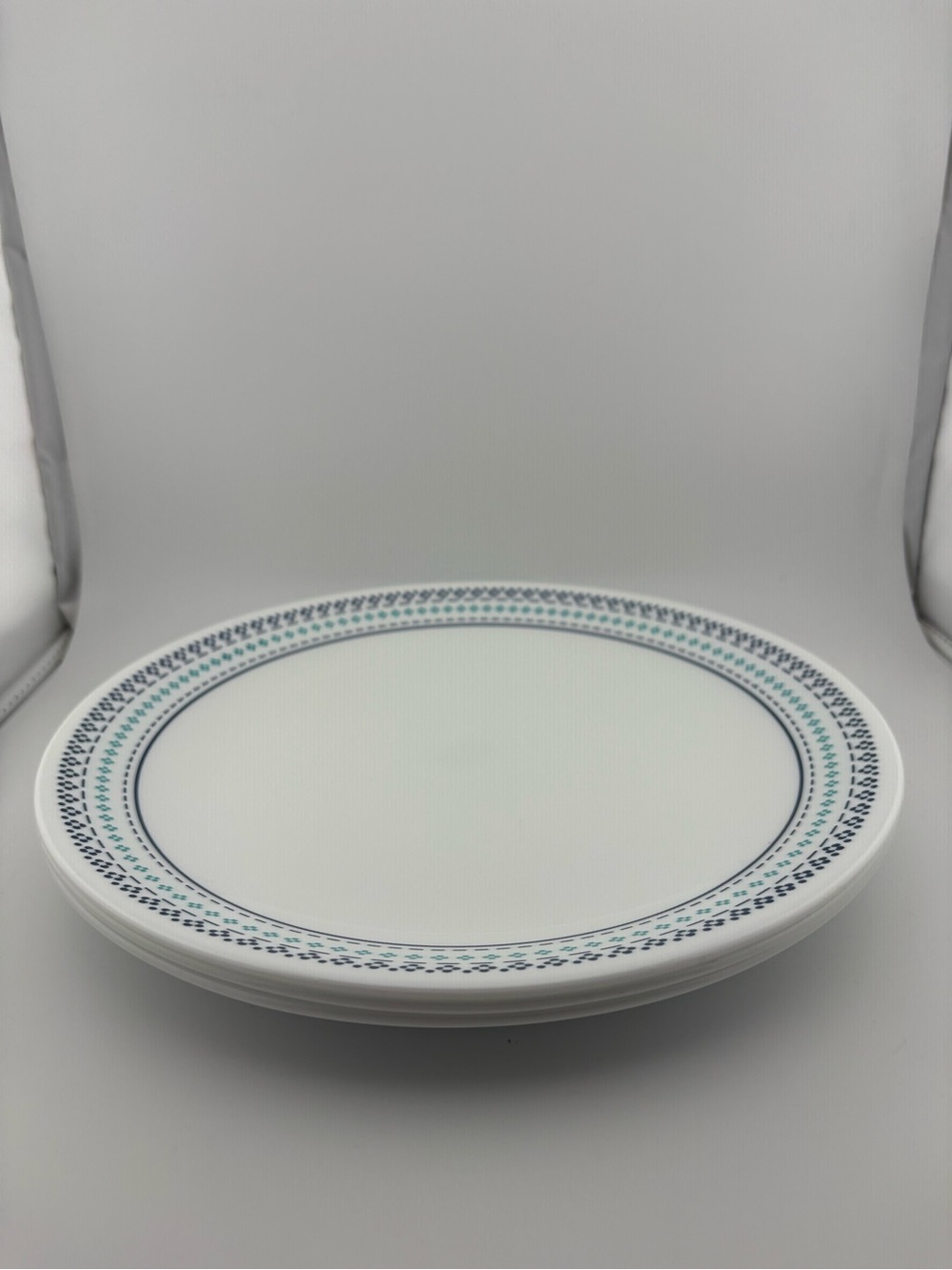 Corelle Folk Stitch Dinner Plates 10.5” - set of 3